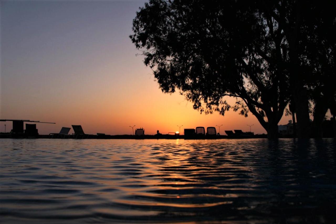 Paphos Cosea Living: Seaside 2 Bedroom Flat Kings Palace 209 מראה חיצוני תמונה