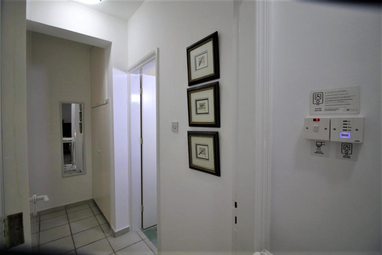 Paphos Cosea Living: Seaside 2 Bedroom Flat Kings Palace 209 מראה חיצוני תמונה