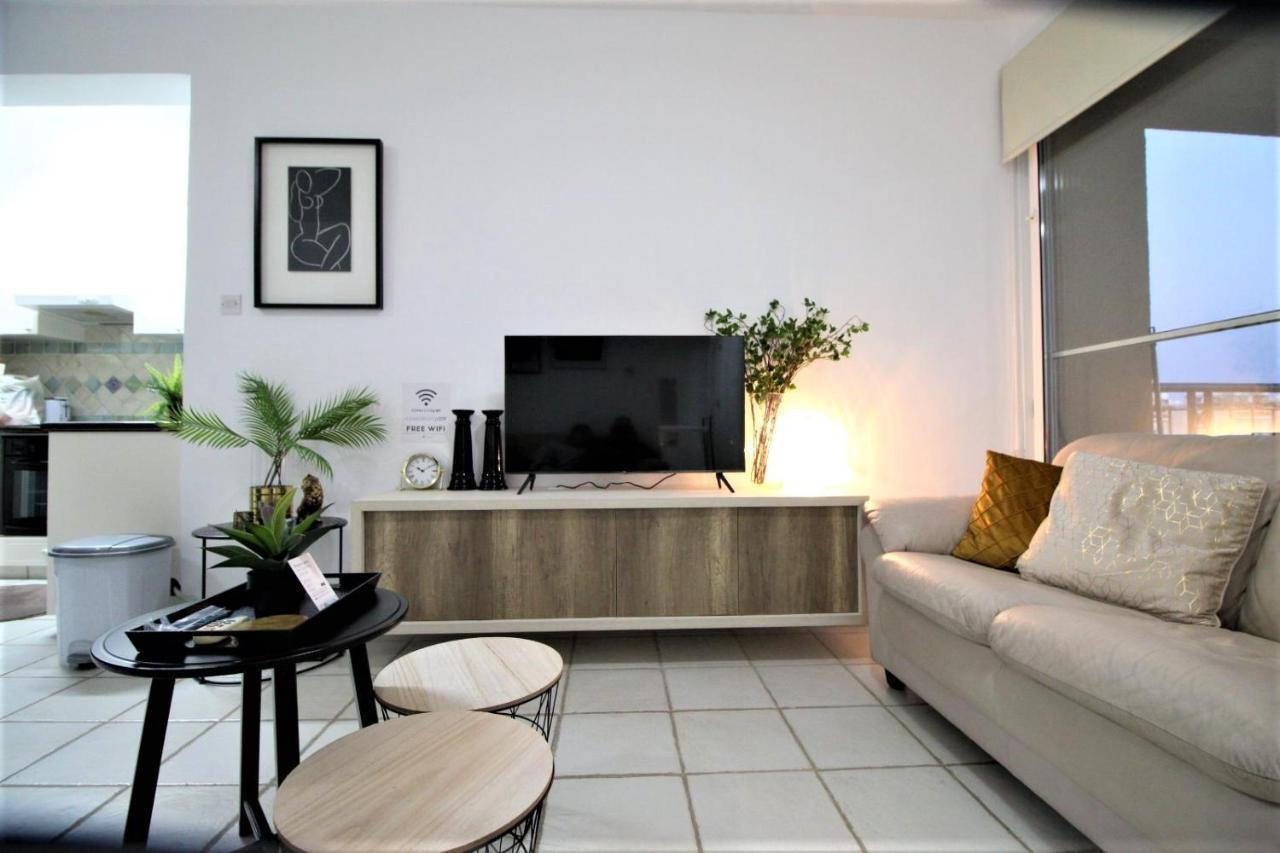 Paphos Cosea Living: Seaside 2 Bedroom Flat Kings Palace 209 מראה חיצוני תמונה